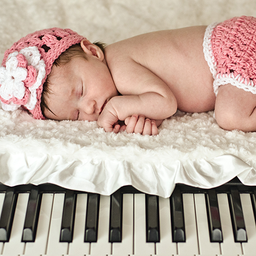 لالایی های کودکانه