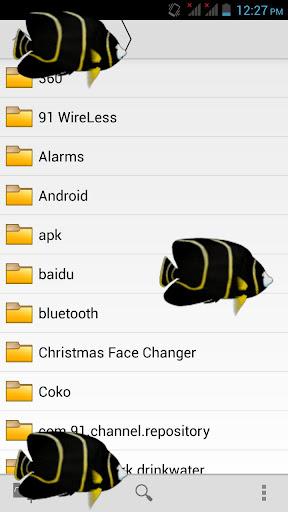 Fishes on Screen Prank - Image screenshot of android app