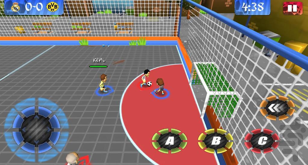 فوتبال داخل فنس - عکس بازی موبایلی اندروید