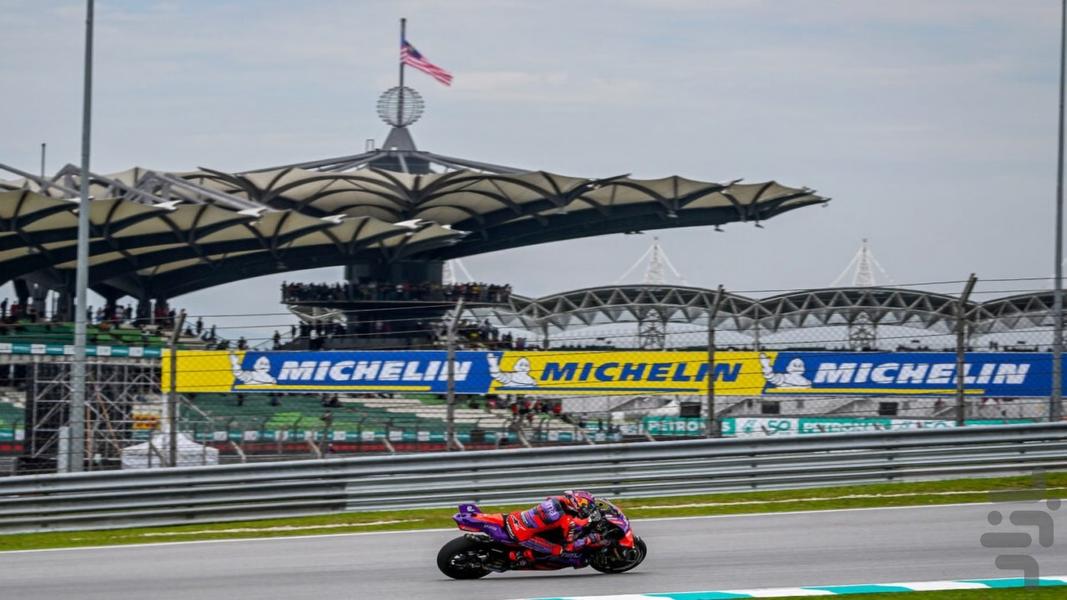 Moto GP - Gameplay image of android game