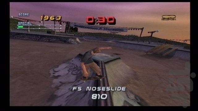 اسکیت 2 پلی 1 - Gameplay image of android game