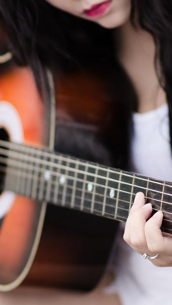 Acoustic Guitar Live Wallpaper - عکس برنامه موبایلی اندروید