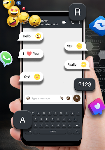 Black Keyboard Emoji Bitmoji - Image screenshot of android app