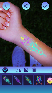 Neon Tattoo Simulator - عکس بازی موبایلی اندروید