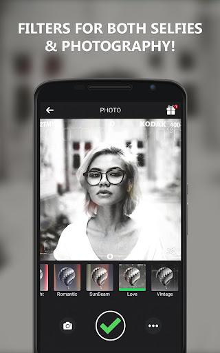 Black and White Camera - Image screenshot of android app