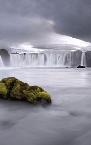 Waterfall Wallpapers - Image screenshot of android app