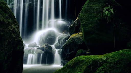 Waterfall Wallpapers - Image screenshot of android app