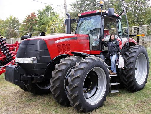 Wallpapers tractors Case IH - عکس برنامه موبایلی اندروید