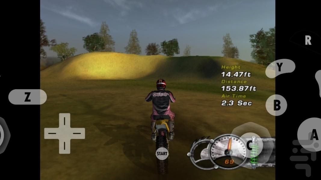 موتورسواری نمایشی متال X (غیر رسمی) - Gameplay image of android game