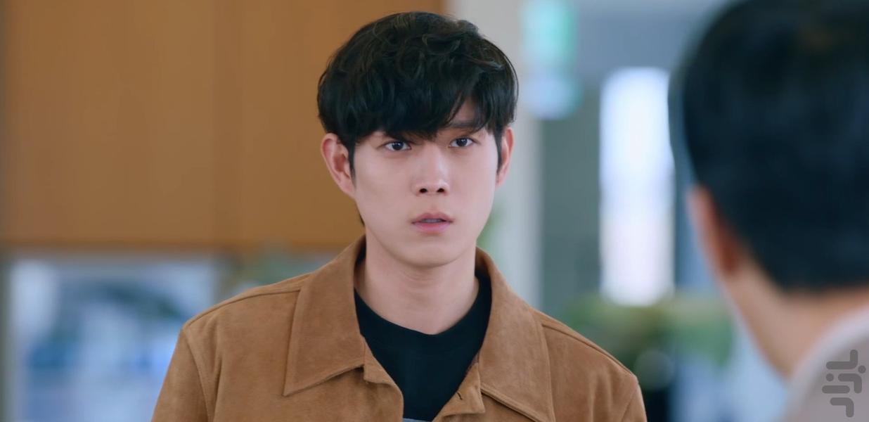 ماه در روز - عکس برنامه موبایلی اندروید