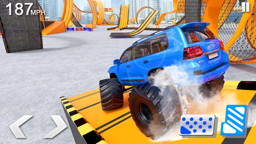 Prado Car Stunts: Truck Games - عکس بازی موبایلی اندروید