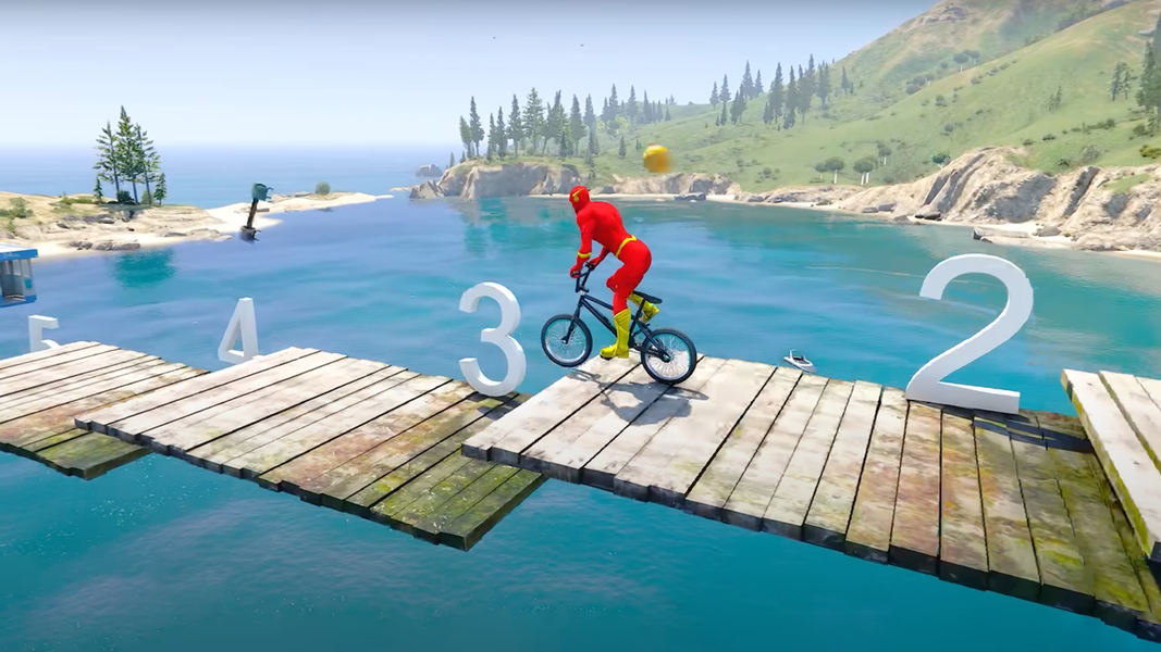 BMX Cycle Race: Superhero Game - Gameplay image of android game