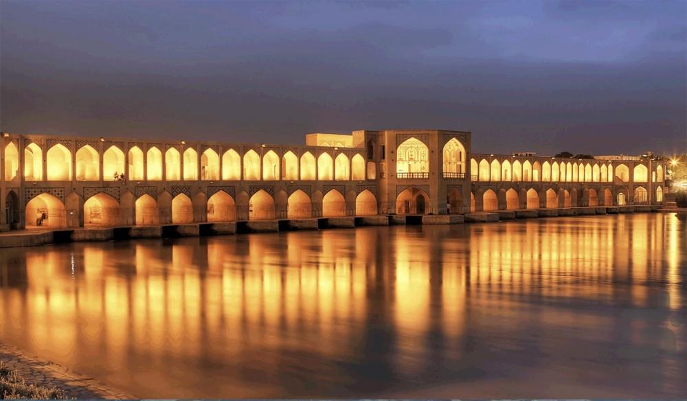 پس زمینه های زیبای اصفهان - عکس برنامه موبایلی اندروید
