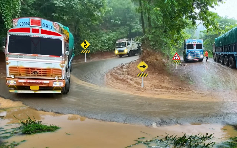 Cargo Long Truck Simulator - Gameplay image of android game