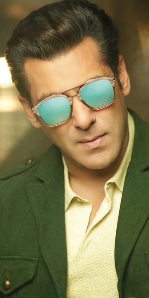 Salman Khan HD Wallpapers - Image screenshot of android app