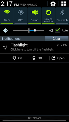 Flashlight - عکس برنامه موبایلی اندروید