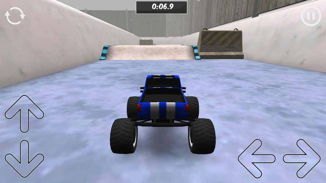 Tiny Truck Driving 3D - Gameplay image of android game