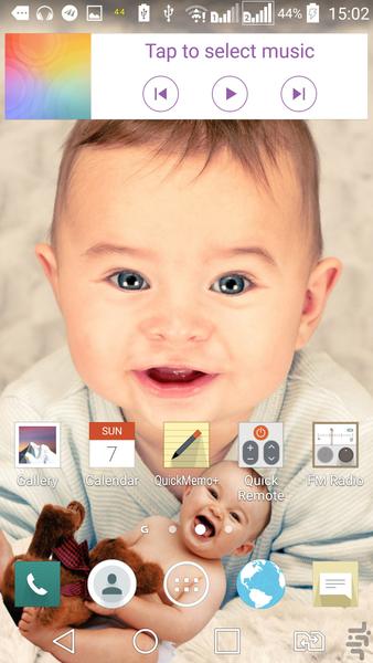 Live Wallpaper Floating Baby - Image screenshot of android app