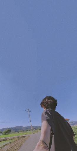 Kim Taehyung wallpaper - Image screenshot of android app