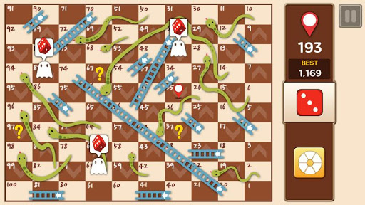 Snakes & Ladders King - Gameplay image of android game