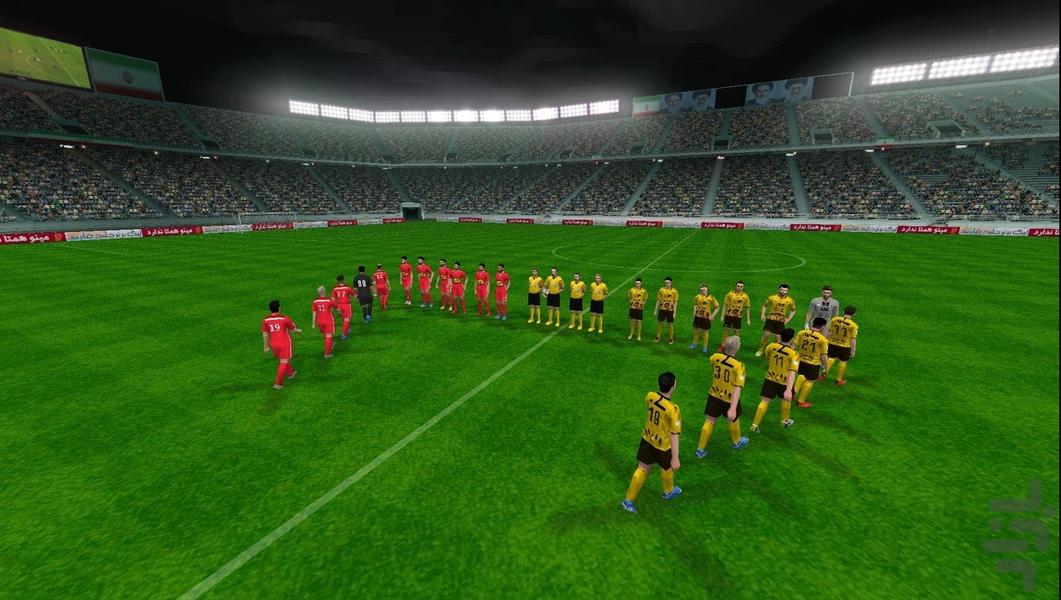 PES ۲۰۲۲ (لیگ برتر + گزارش فارسی) - عکس بازی موبایلی اندروید