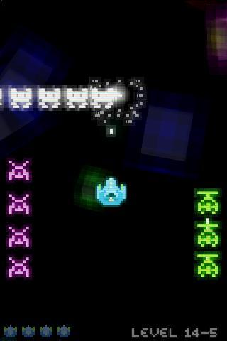 Voxel Invaders - عکس بازی موبایلی اندروید