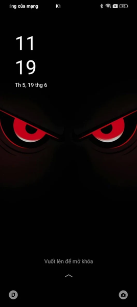 Funky Silly Smile Wallpaper - Image screenshot of android app