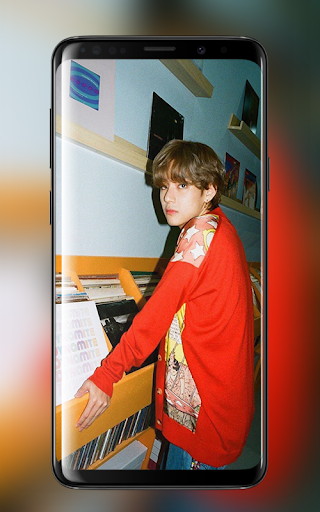 Bts Kim Taehyung Wallpaper - Image screenshot of android app