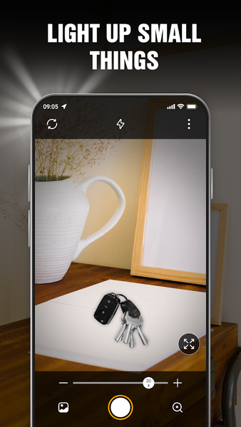 Magnifying Glass with Flash - عکس برنامه موبایلی اندروید