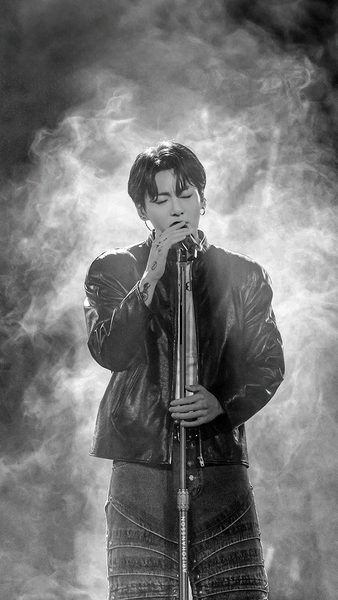 Wallpaper BTS ۴K HD - عکس برنامه موبایلی اندروید