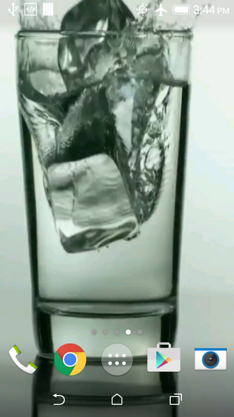 Ice Cubes Live Wallpaper - Image screenshot of android app