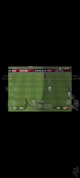 PES2015 - Gameplay image of android game