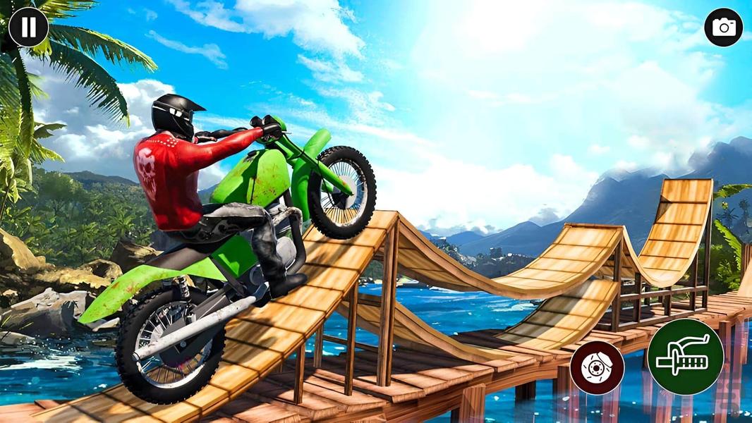 بازی موتور پرشی - Gameplay image of android game