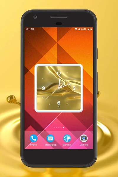 Gold Clock Live Wallpaper - Image screenshot of android app