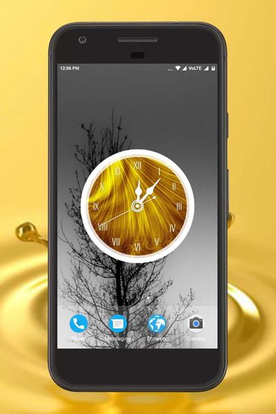 Gold Clock Live Wallpaper - Image screenshot of android app