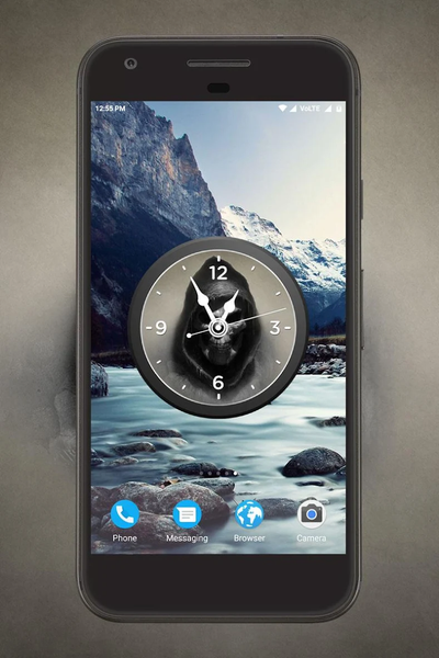 Skull Clock Live Wallpaper - Image screenshot of android app