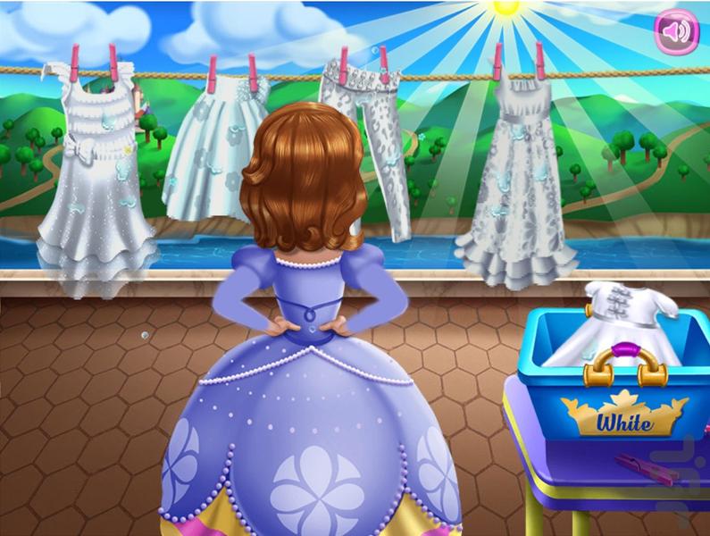 بازی دخترانه السا و شستن لباس ها - Gameplay image of android game