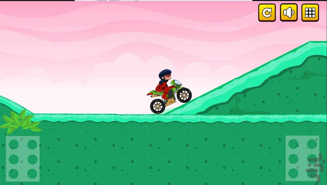 موتور بازی دختر کفشدوزکی - Gameplay image of android game