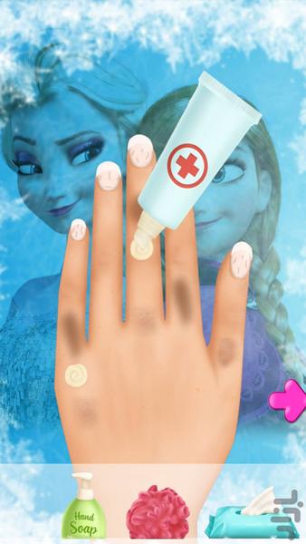 Game Elsa and Anna Nail Salon - Gameplay image of android game