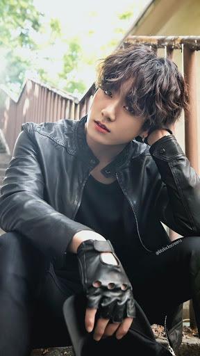Suga Wallpaper - Image screenshot of android app